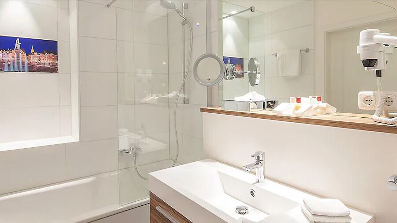 Photo of Bathroom in Coburg