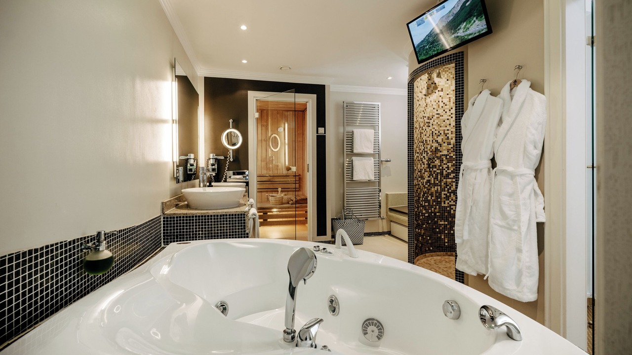 Photo of Bathroom in Munster