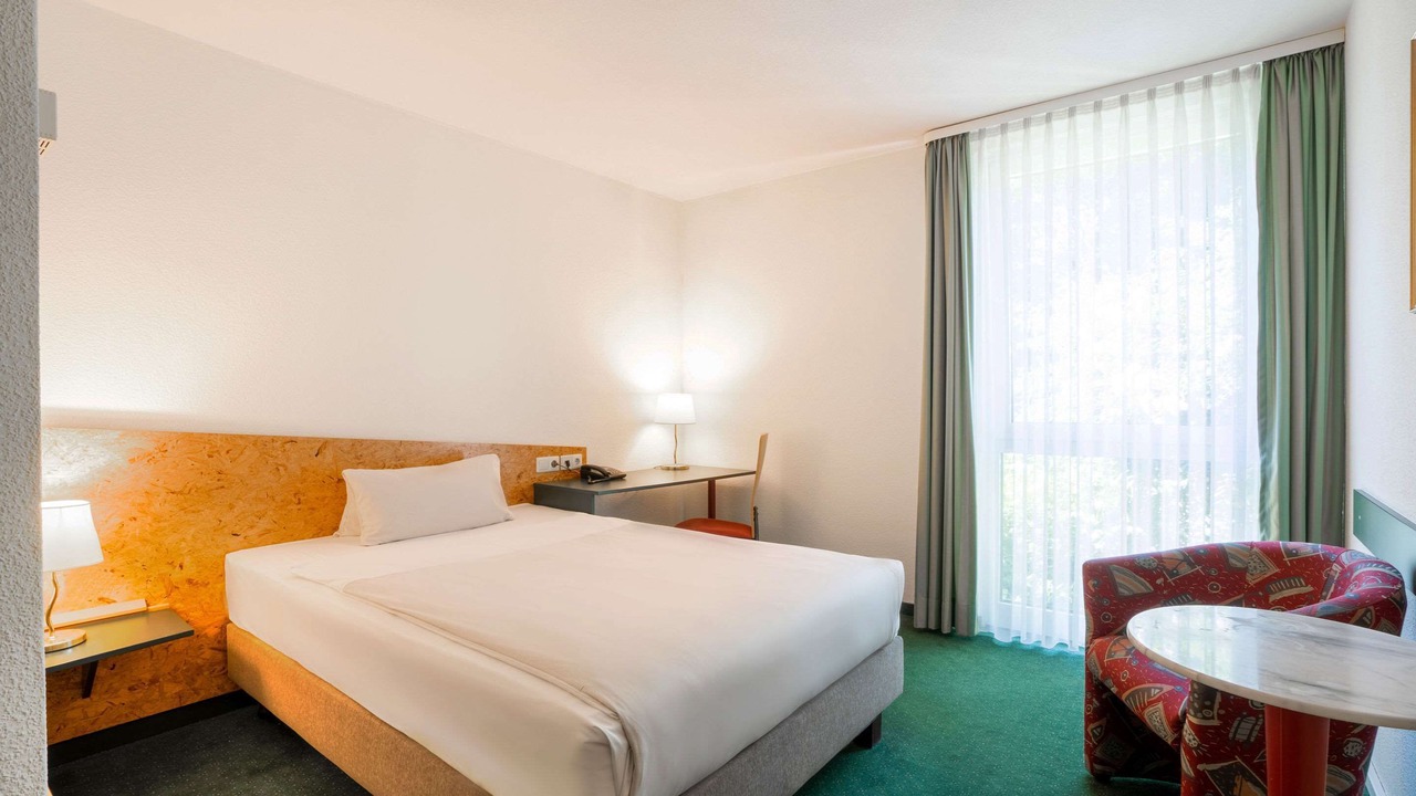 Photo of Bedroom in Hof