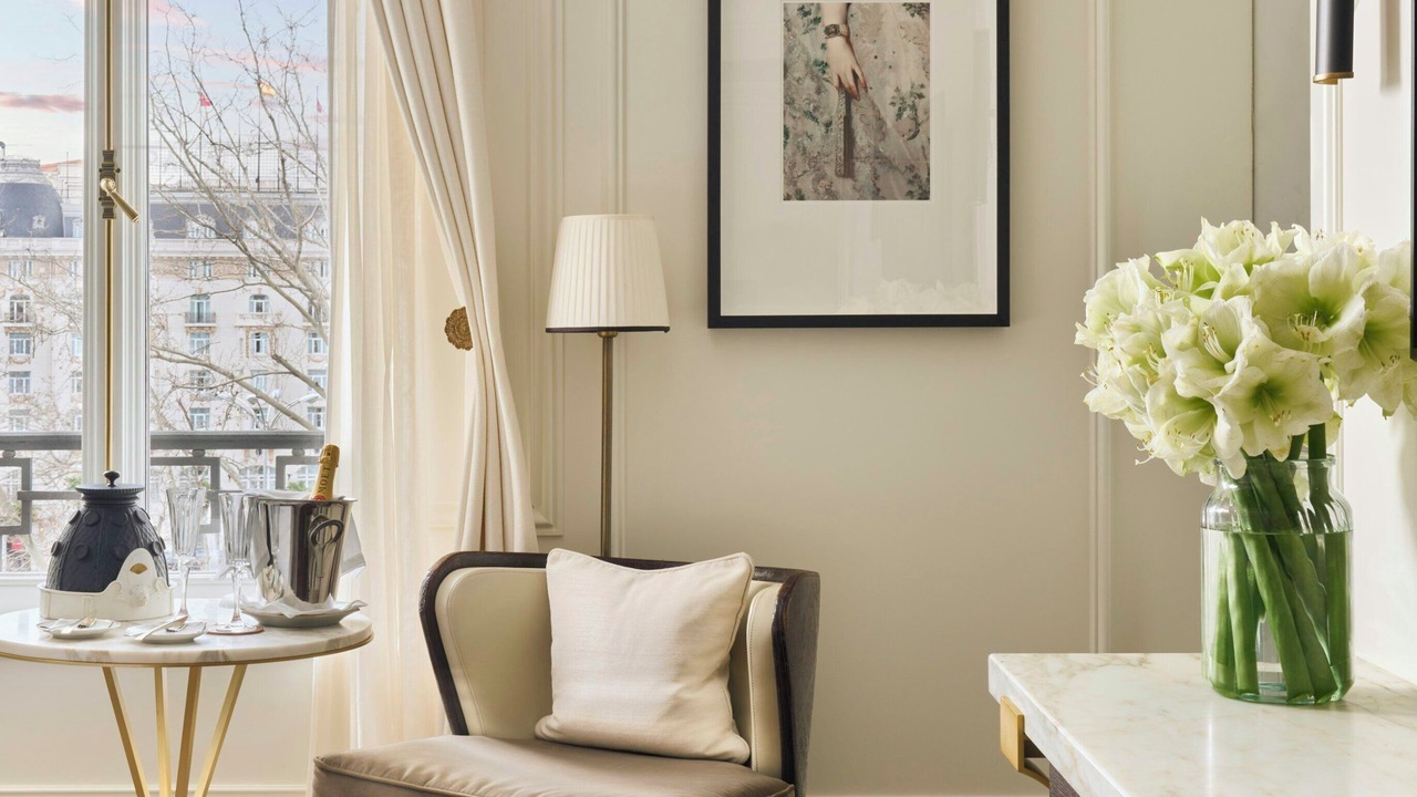 Photo of Bedroom in Golden Triangle of Art