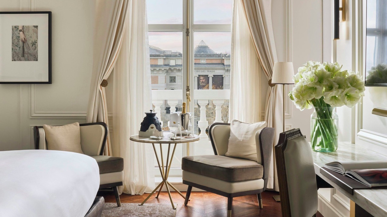 Photo of Bedroom in Golden Triangle of Art