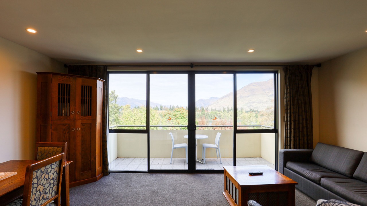 Photo of Patio Balcony in Queenstown City Centre