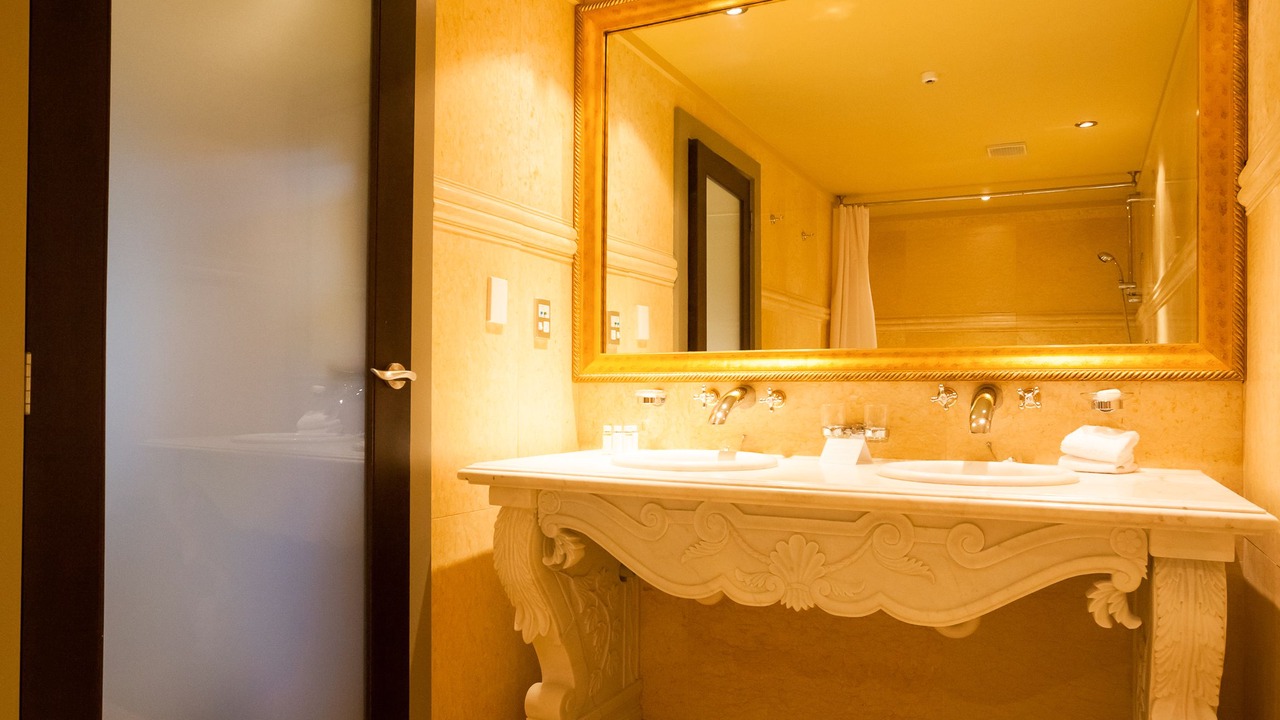 Photo of Bathroom in Arthur's Point