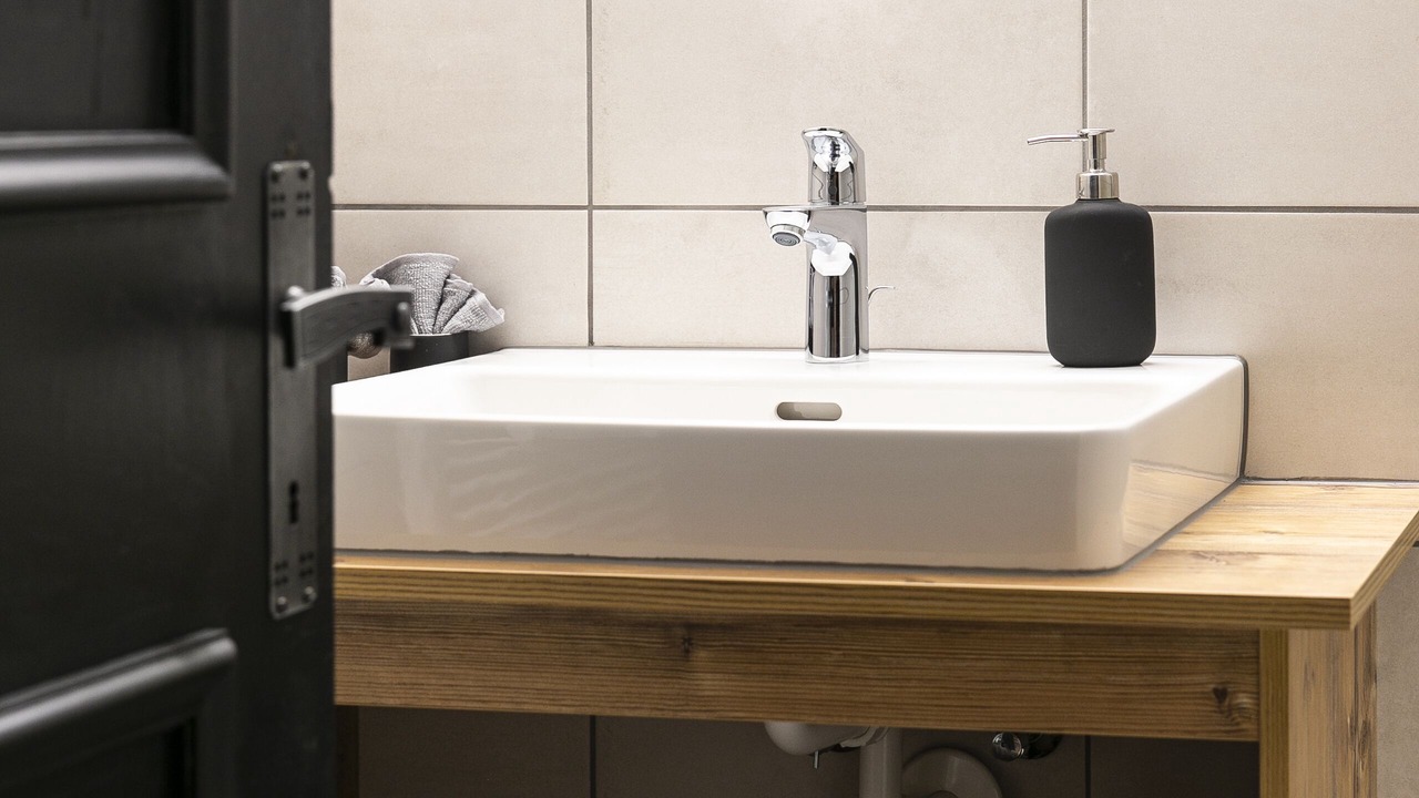 Photo of Bathroom in Flirsch