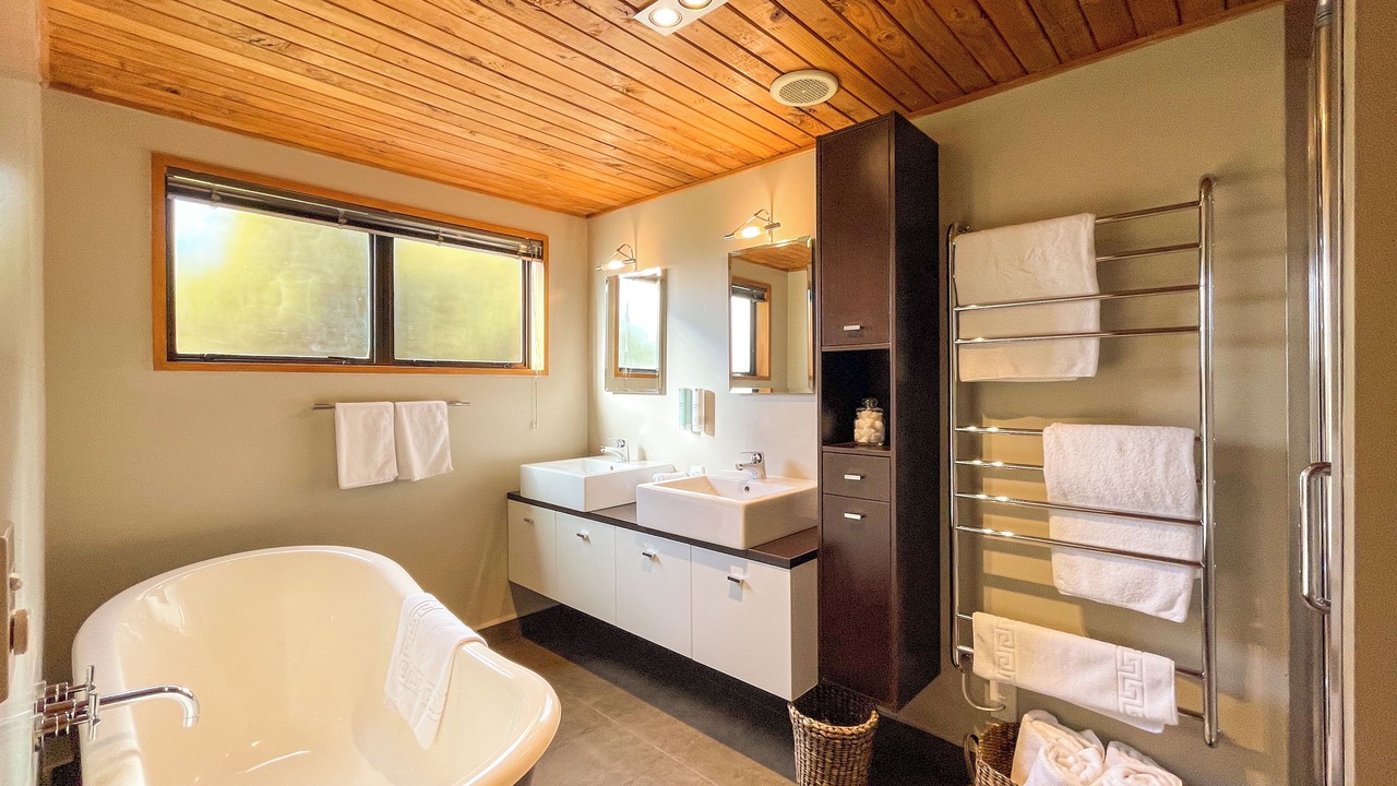 Photo of Bathroom in Glenorchy