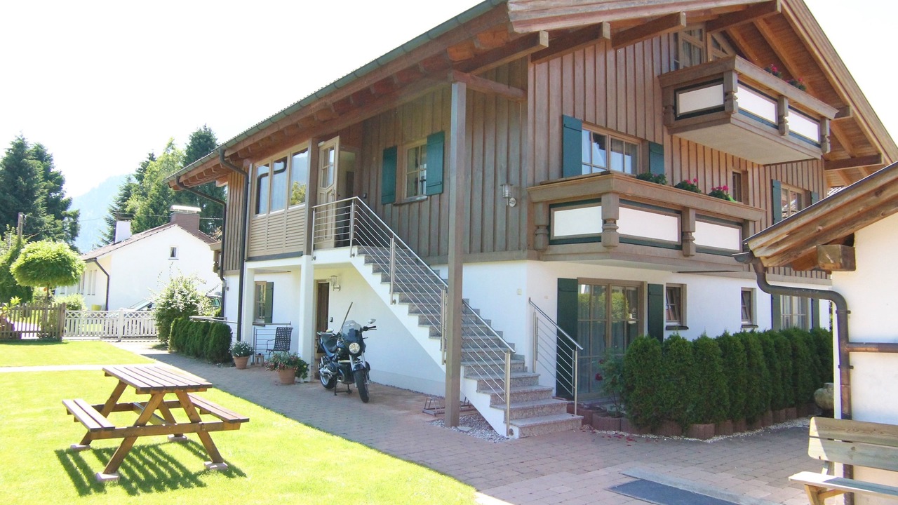 Photo of Outdoor in Horn