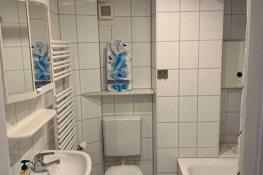 Photo of Bathroom in Karlsruhe City Centre