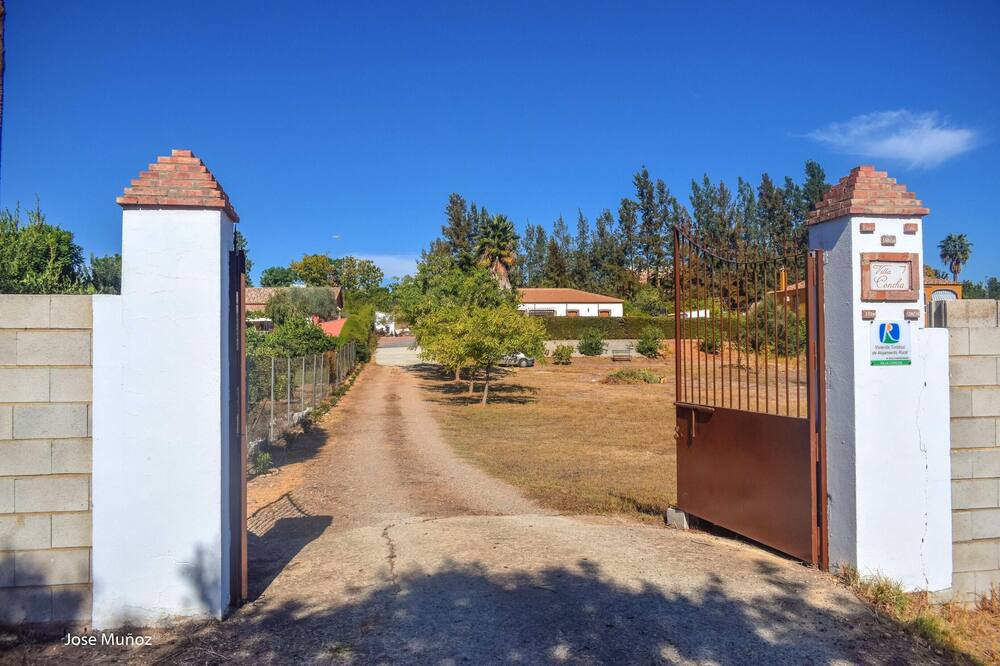 Photo of Others in Penaflor