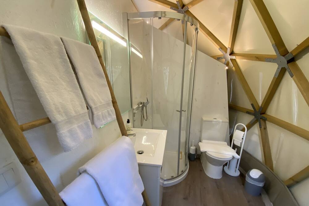 Photo of Bathroom in Colares