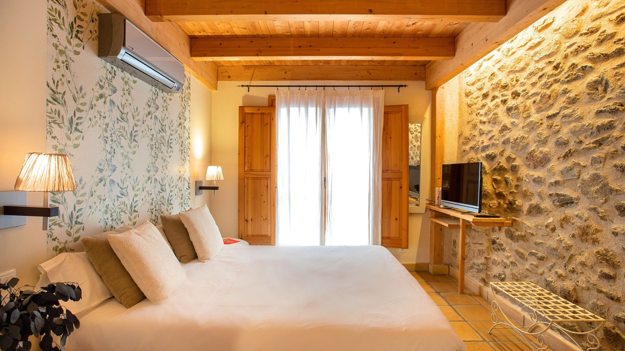 Photo of Bedroom in Palau-Saverdera