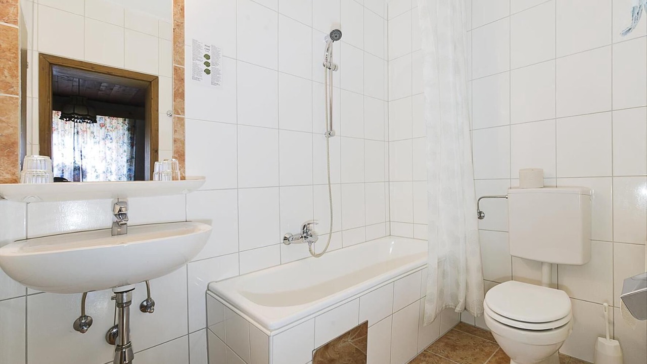 Photo of Bathroom in Woergl