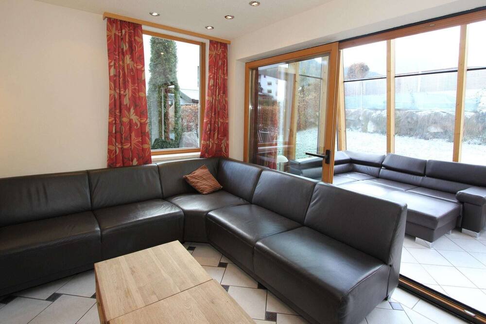 Photo of Livingroom in Mayrhofen