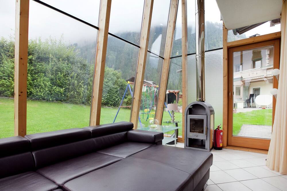 Photo of Livingroom in Mayrhofen