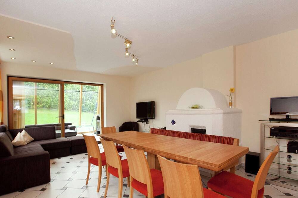 Photo of Livingroom in Mayrhofen
