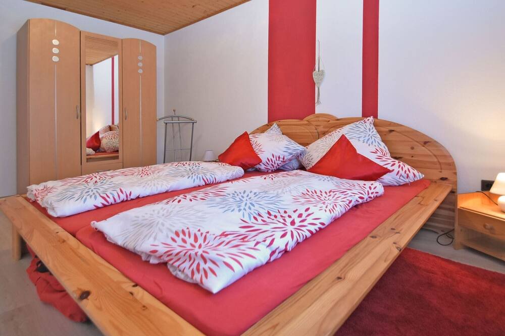 Photo of Bedroom in Goessweinstein