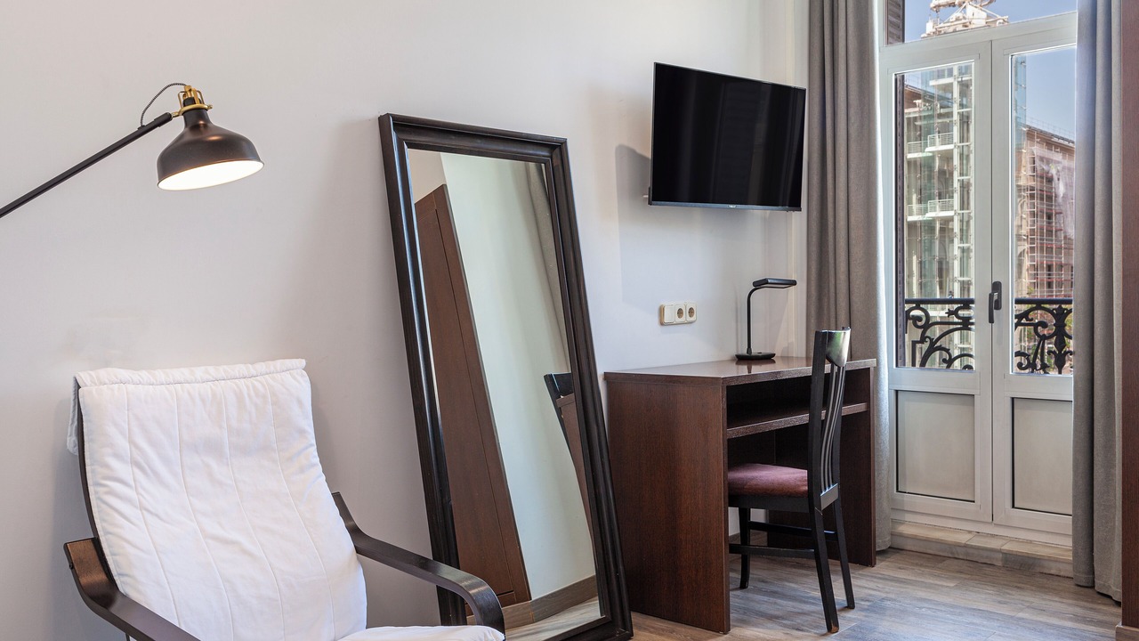 Photo of Bedroom in Golden Triangle of Art