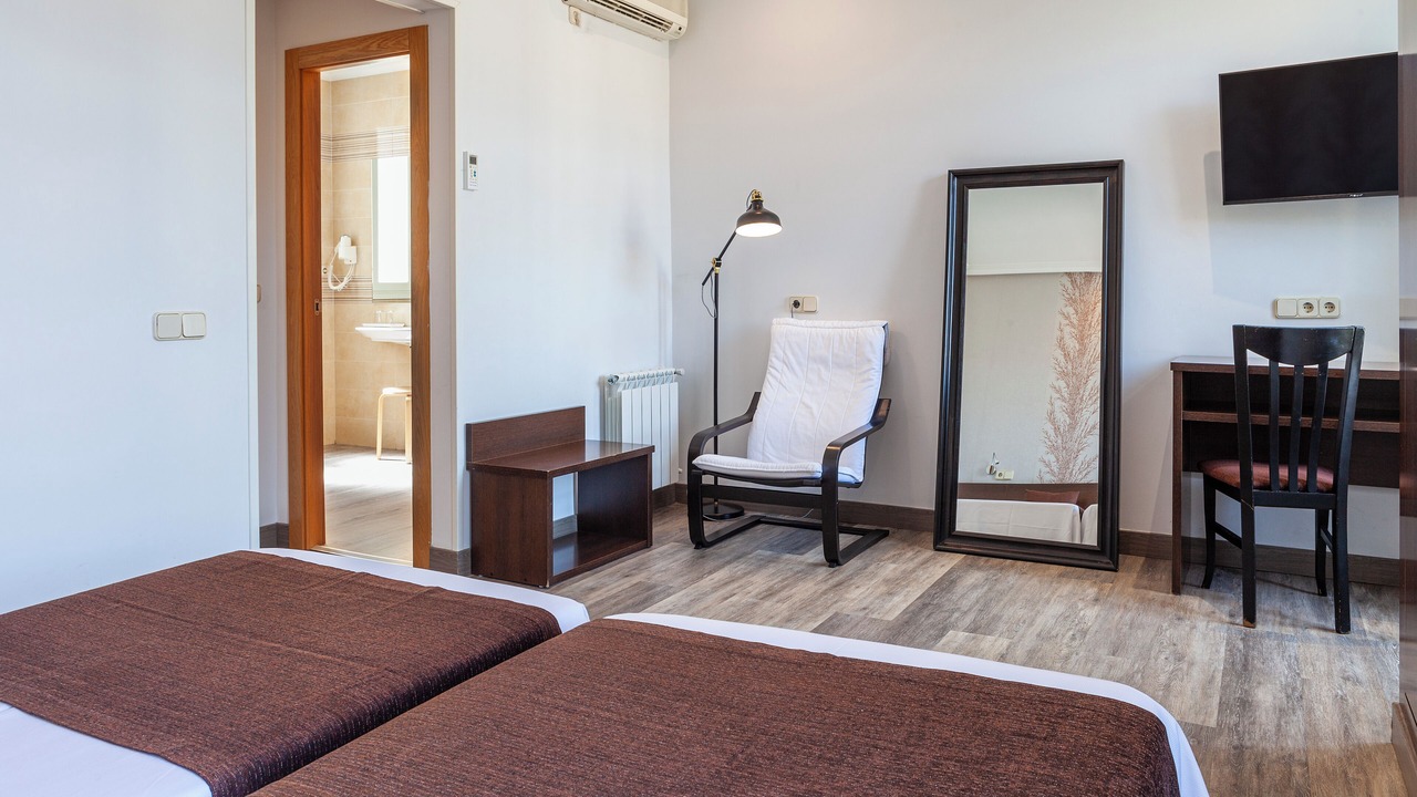 Photo of Bedroom in Golden Triangle of Art