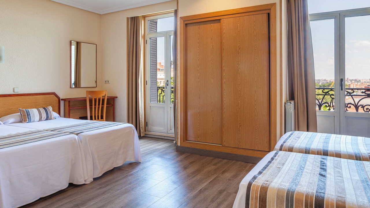 Photo of Bedroom in Golden Triangle of Art