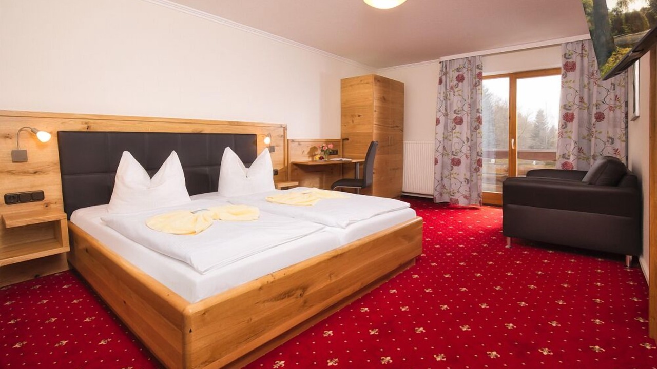 Photo of Bedroom in Lam