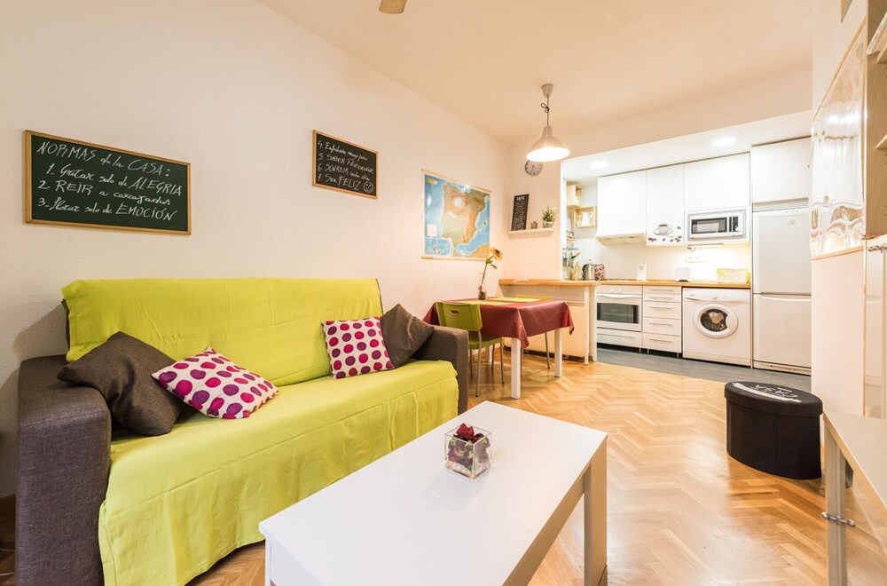 Photo of Livingroom in Embajadores