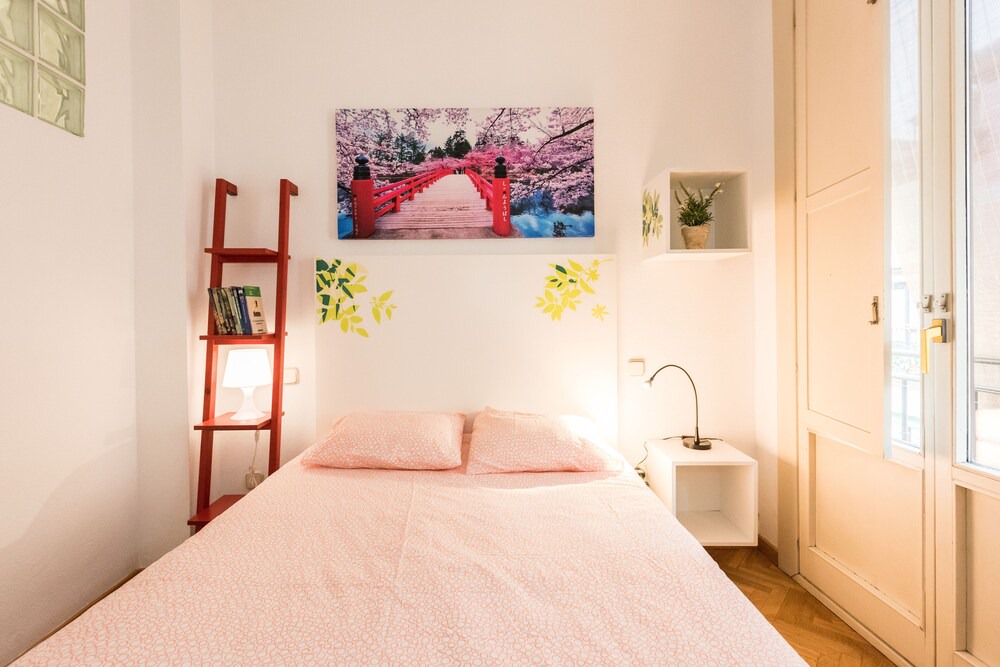 Photo of Bedroom in Embajadores