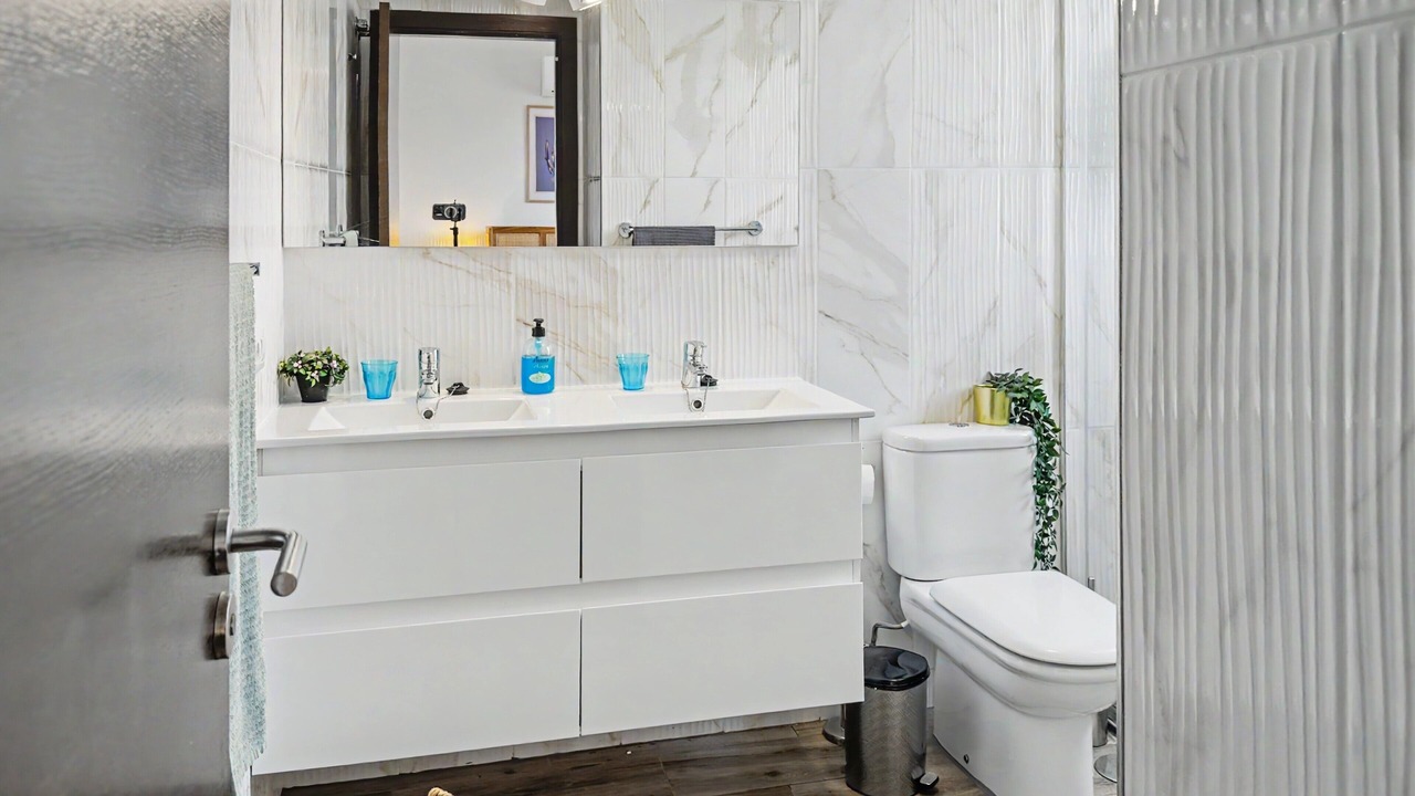 Photo of Bathroom in Geafond