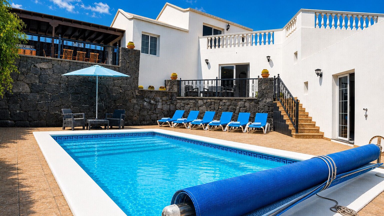 Photo of Outdoor in Tias