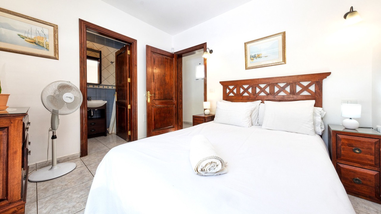 Photo of Bedroom in Tias