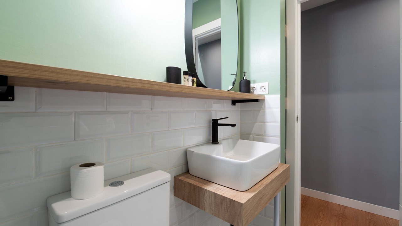 Photo of Bathroom in Embajadores