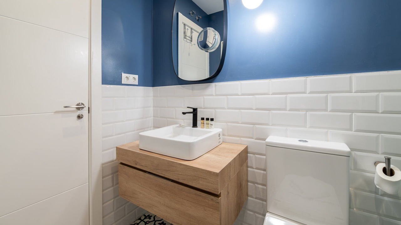 Photo of Bathroom in Embajadores