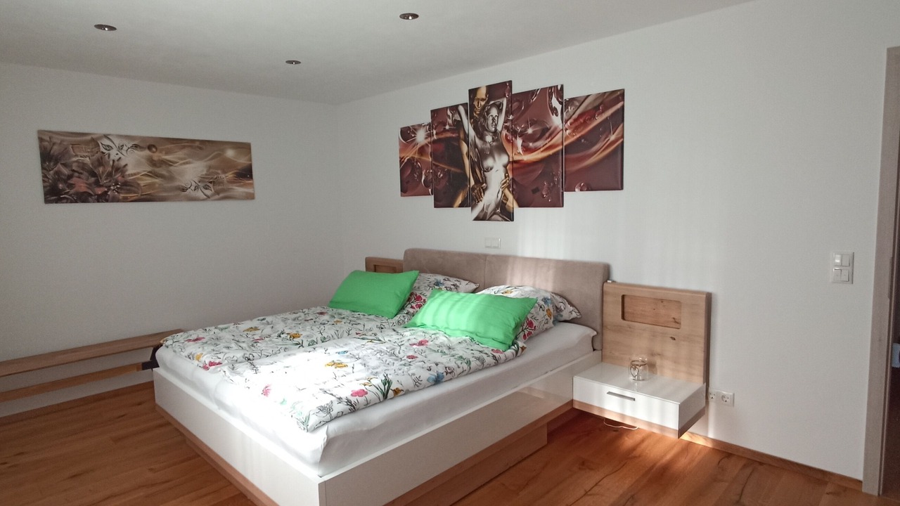 Photo of Bedroom in Ebing