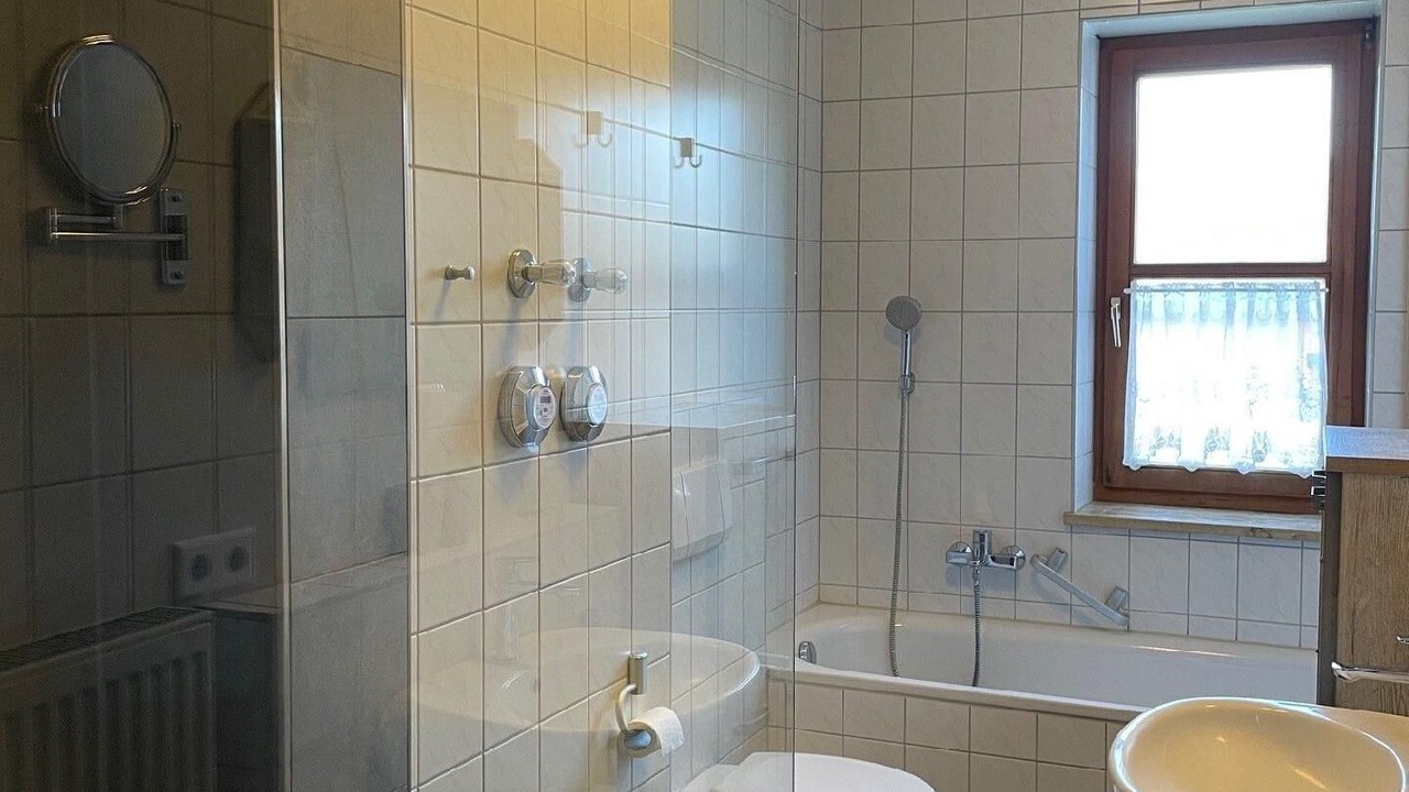 Photo of Bathroom in Hartkirchen