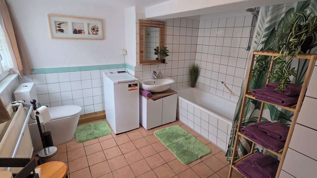 Photo of Bathroom in Berggiesshubel