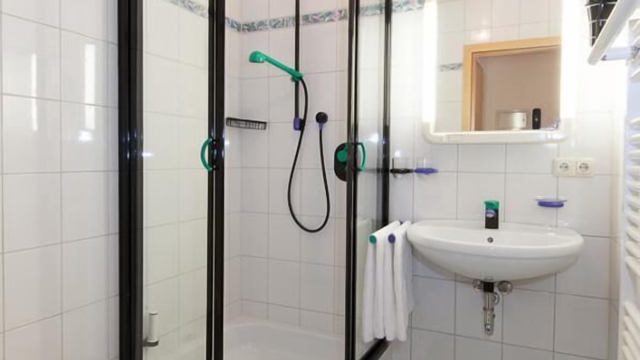 Photo of Bathroom in Silberberg