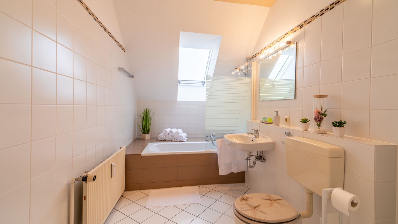 Photo of Bathroom in Coburg