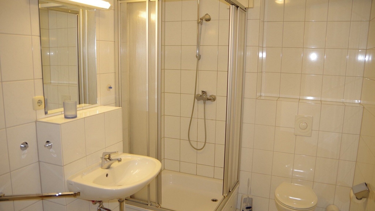 Photo of Bathroom in Orth