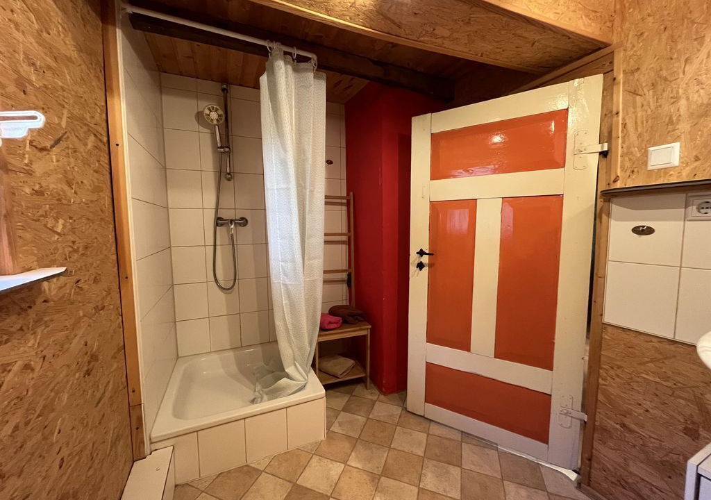 Photo of Bathroom in Berggieshubel