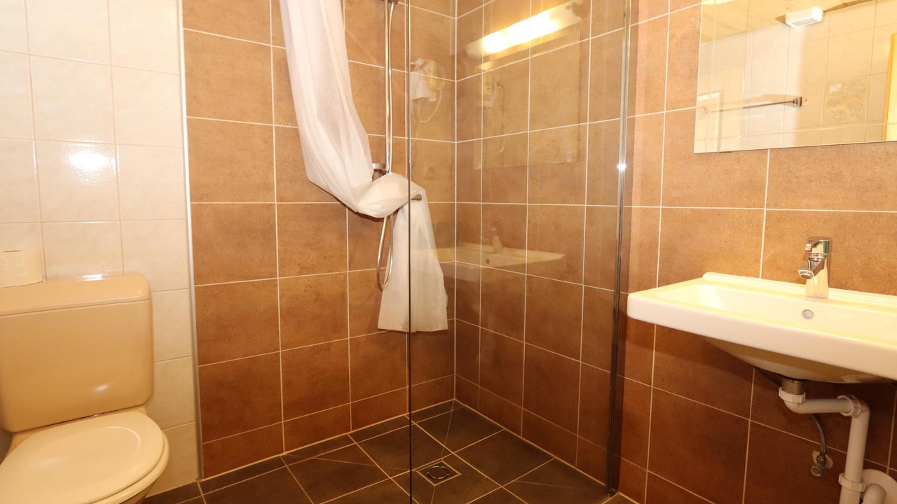 Photo of Bathroom in Huben