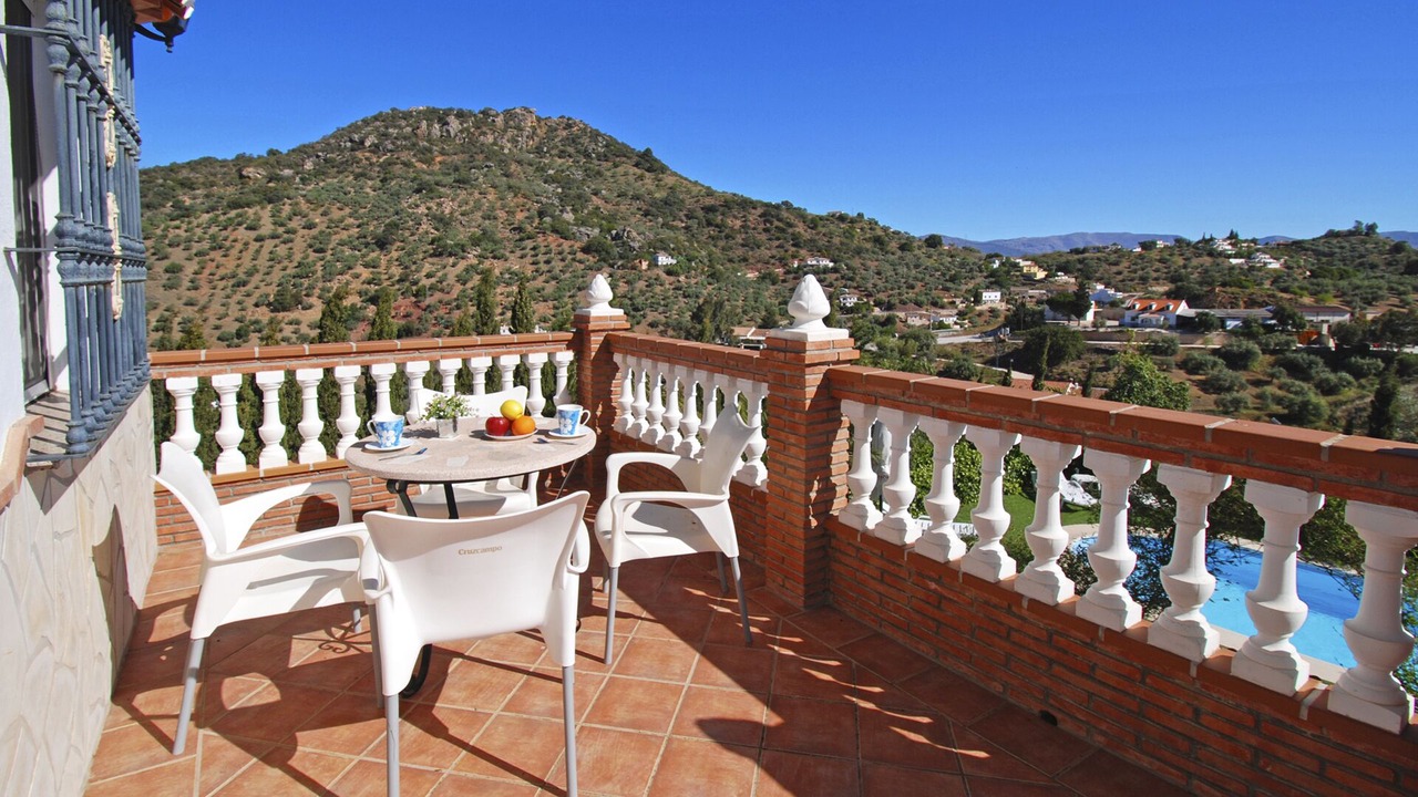 Photo of Others in Comares