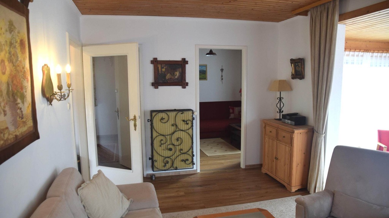 Photo of Livingroom in Schwarzenbach