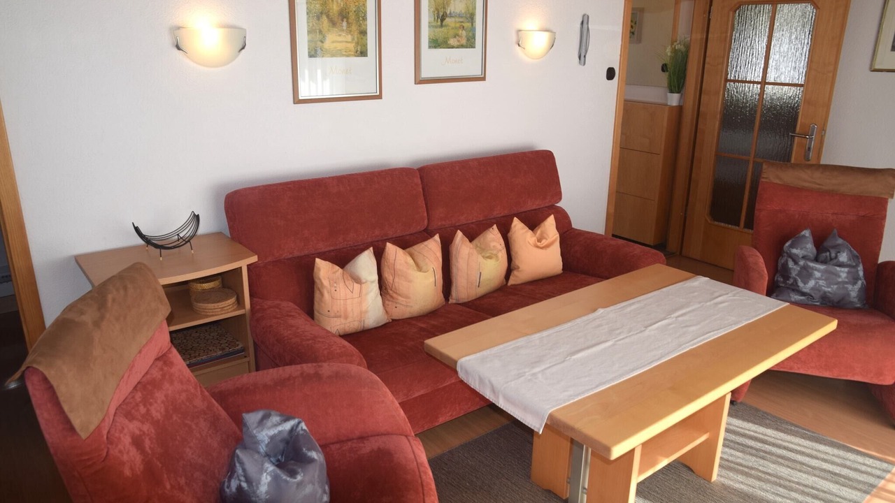 Photo of Livingroom in Schwarzenbach
