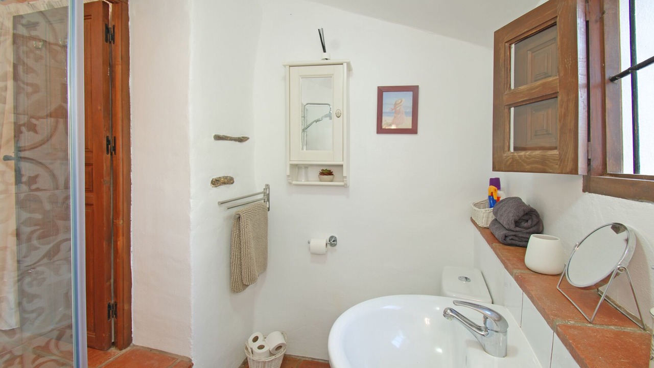 Photo of Bathroom in Comares