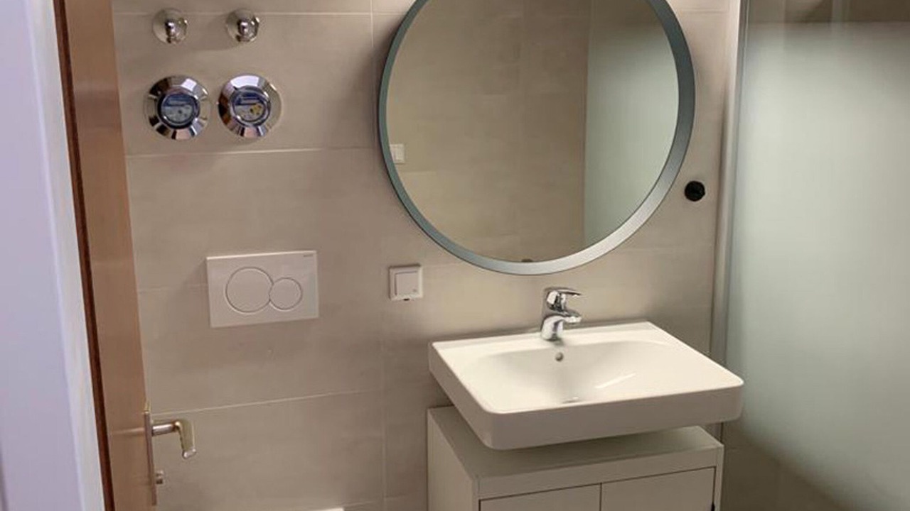 Photo of Bathroom in Wurding