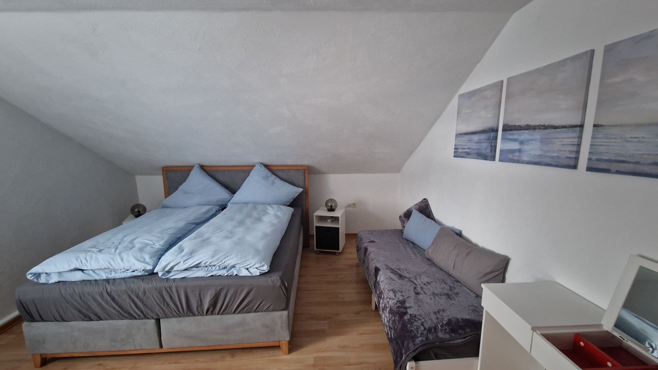 Photo of Bedroom in Moehnesee