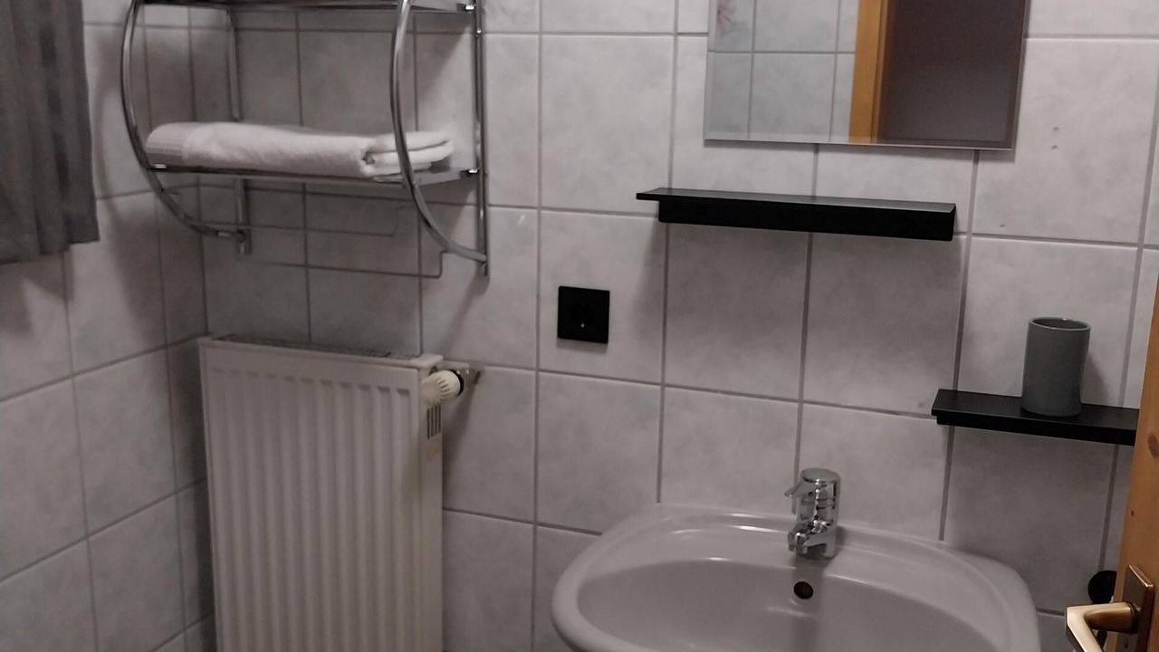 Photo of Bathroom in Lam