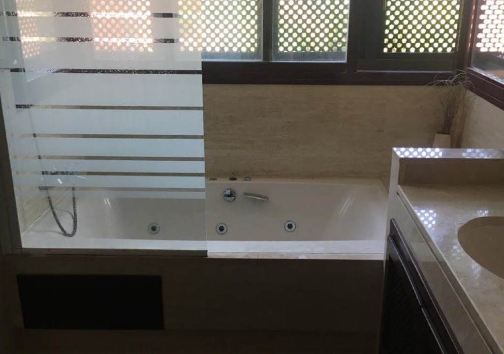 Photo of Bathroom in Ojen