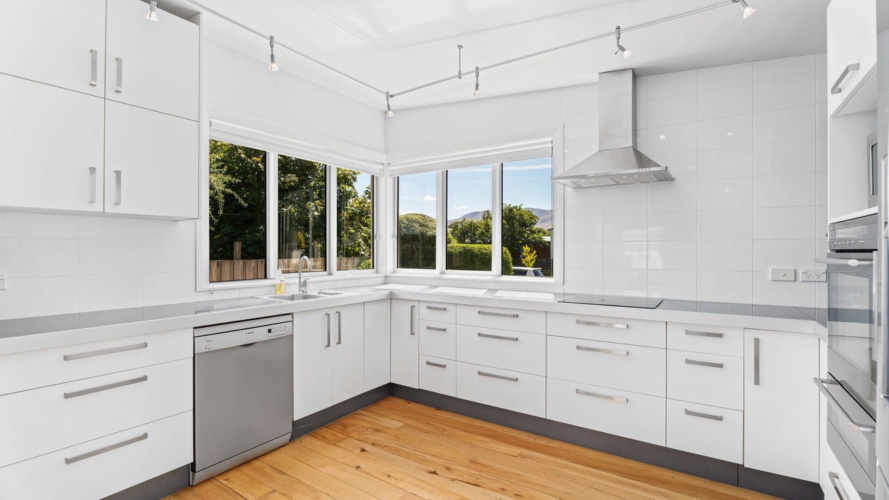 Photo of Kitchen in Lake Hayes