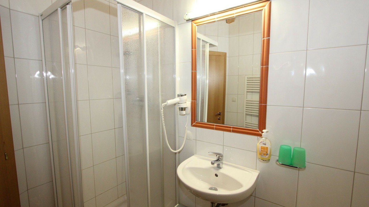 Photo of Bathroom in Huben
