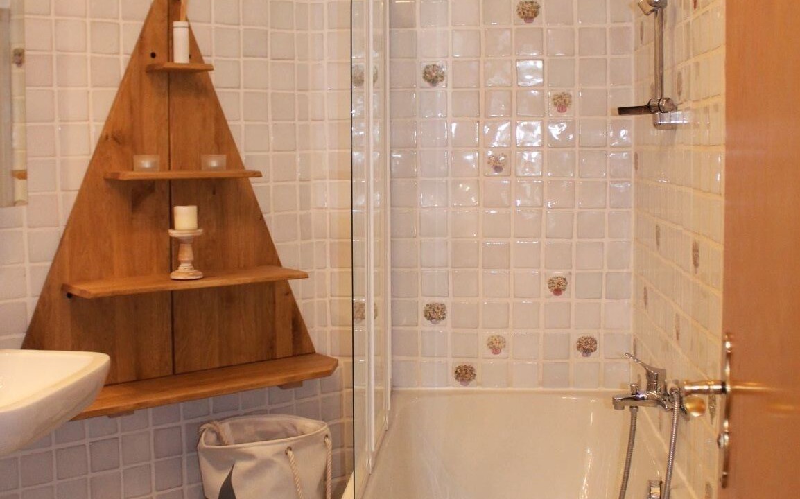 Photo of Bathroom in Ettenhausen