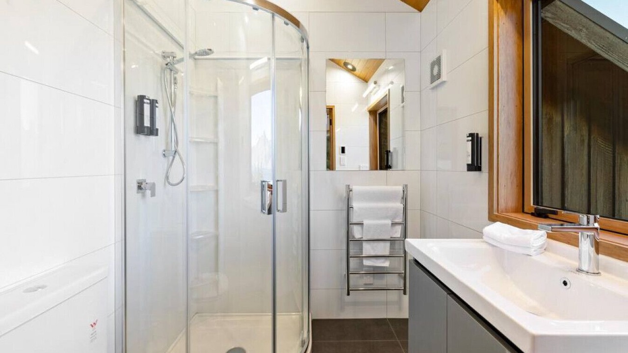 Photo of Bathroom in Sunshine Bay
